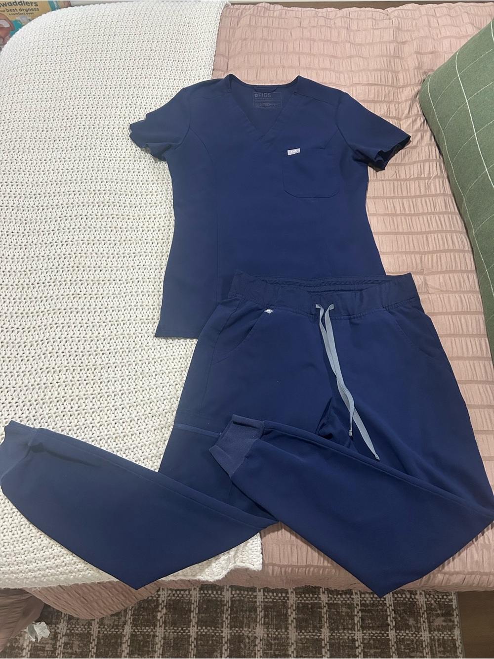 Figs Women's Navy Blue Scrub Set - Top & Jogger Pants